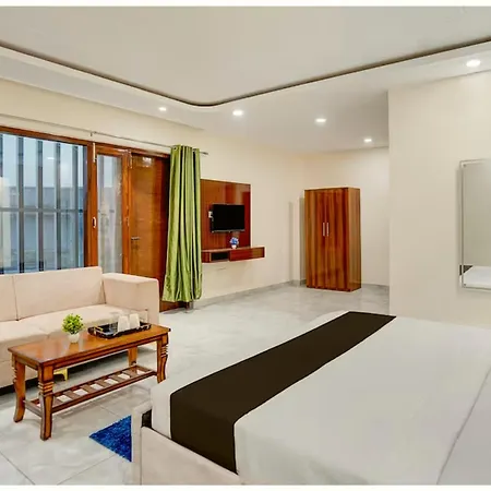 Hotel Sr Palace Residency Near Jagannath